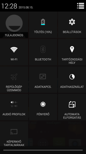 A MyPhone Hammer Axe LTE kapcsolópanelja felülről húzható le