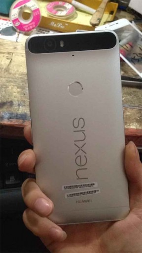Állítólag a Huawei Nexus 6 prototípusa látható a Weibón kiszivárgott képeken