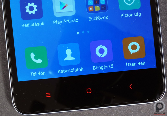 A Redmi Note 2 jól kalibrált, minőségi IPS panelt kapott, közepes betekintési szögekkel