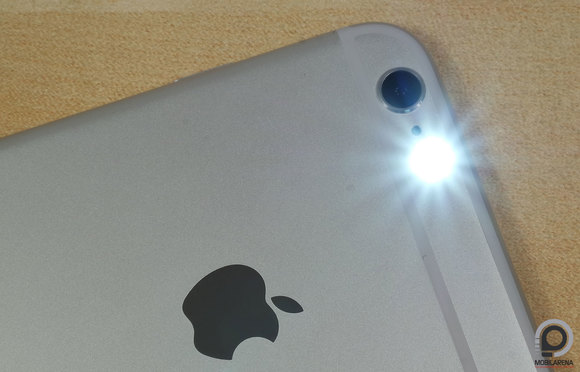 A dupla tónusú ledes vakunak egész jó a fényereje