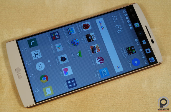 Nagyon impozáns a telefon, és ráadásul még ütésálló is