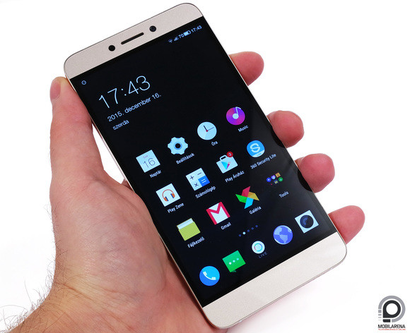 Az első pillanattól prémiumkategóriás készülék érzetét kelti a LeTV 1s