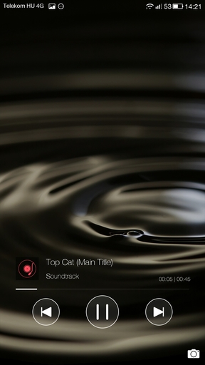 Az ujjlenyomat-olvasó természetesen a képernyőzárral is együttműködik