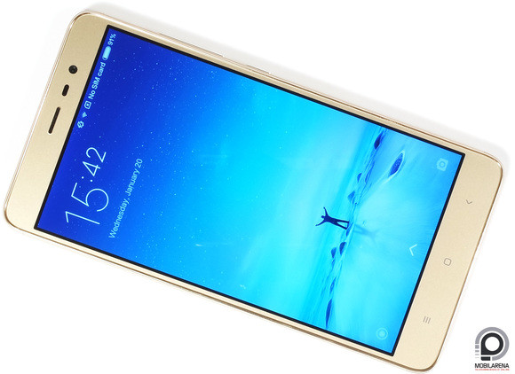 A MIUI felület változatlan, viszont nincs magyar rendszernyelv