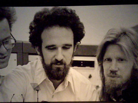 Hellman és Diffie 1977-ben...