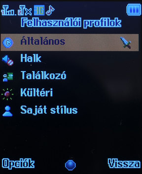 A zenelejátszó és a felhasználói profilok