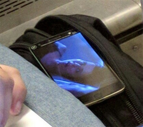 Vajon a következő Moto csúcskészülék prototípusa látható a kémfotón?