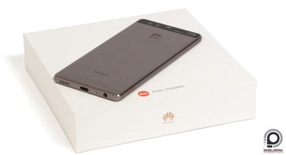 A Huawei P9 fehér dobozban vásárolható meg