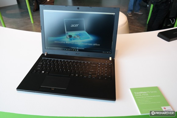 Acer TravelMate P658