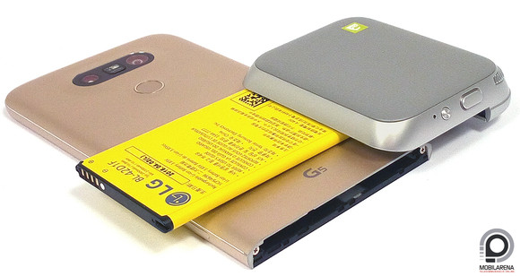 A G5, a Cam Plus és az átpattintható, 2800 milliamperórás akkumulátor