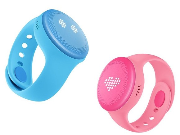 Természetesen fiúknak és lányoknak is találunk megfelelő színű darabot.