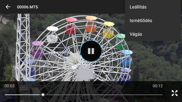 A gyári Androidból érkezik a videolejátszó is.