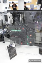 ASRock Fatal1ty X99 Professional Gaming i7 és X99 Taichi