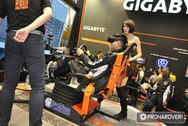Racing szimulátor VR cockpit a Gigabyte-nál