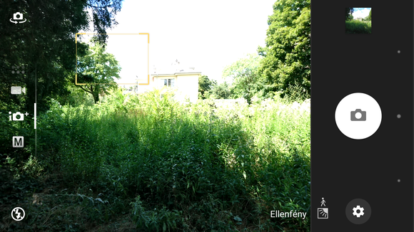 Az automatikus mód remekül látja az ellenfény problémáját, túl sok dolgot azonban nem tud vele kezdeni.