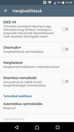 A zenelejátszó tényleg pazar, kár az FM-rádió hiányáért.