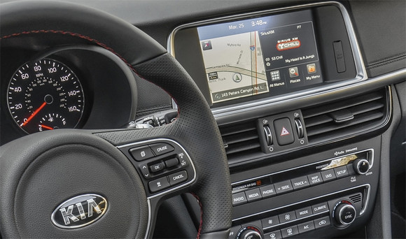 A 2016-os Optima már gyárilag ismeri az Android Autót