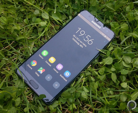 A maximális takarékos mód és korlátozott funkciói a töltőtől távol jöhetnek jól