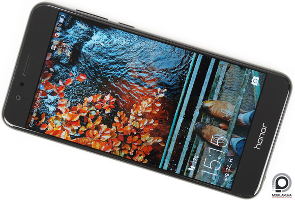 Küllemben és összeszerelésben a Honor 8 jelesre vizsgázott