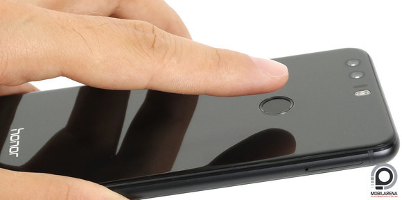 Az ujjlenyomat-olvasó új trükkje a lenyomható gomb