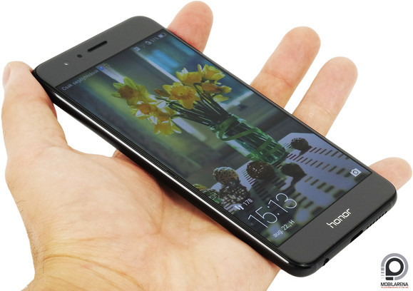 Gyönyörű készülékkel tért vissza a Honor