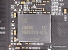 A Samsung GDDR5 chipek és a VRM komponensei