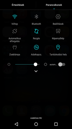 A SIM-ekhez kapcsolódó funkciók logikusak.