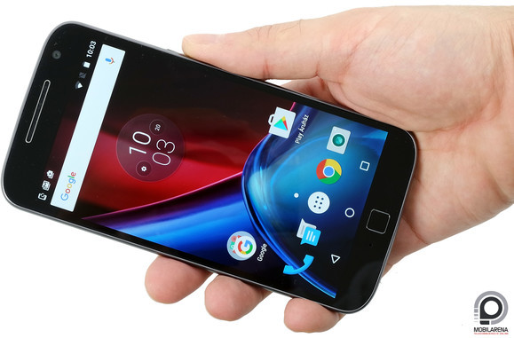 Kevés a hibája a Moto G4 Plusnak, de kitűnni sem tud a sok fémházas, jó hardverű masina közül