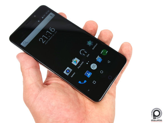 Az UMi Max nem csak azért volt ismerős, mert egy átlagos kínai phabletet tisztelhetünk benne