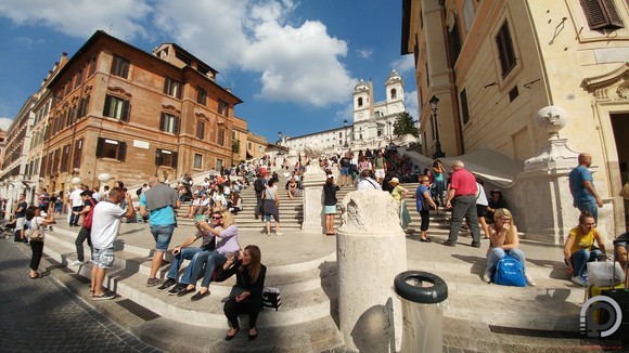 Csak úgy, mint a Spanyol lépcső, ami szintén Rómában található.