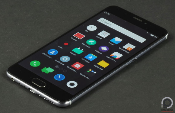 Jófajta LCD panelt kapott az MX6, bár nem hibátlant