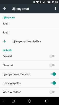 Az ujjlenyomatos zárolás rendben működik és extra funkciói is hasznosak