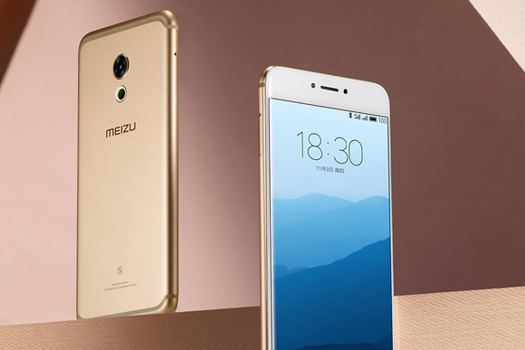 A kijelző 5,2 hüvelykes, Full HD felbontású