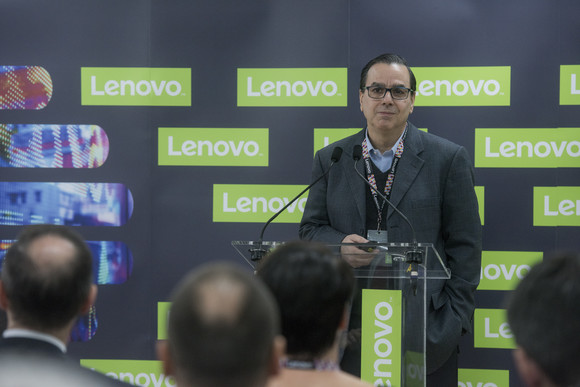 ilfredo Sotolongo, a Lenovo EMEA régiójának adatközponti termékeinek üzleteiért felelős elnökhelyettese