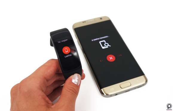 A Samsung Gear Fit 2 igen sokoldalú jószág, beépített GPS modullal