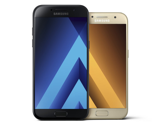 Elsőként a két kisebb modell lesz elérhető itthon