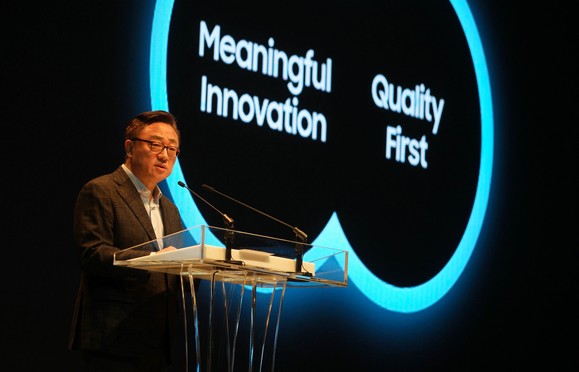 Dj Koh a Samsung hétfői sajtótájékoztatóján
