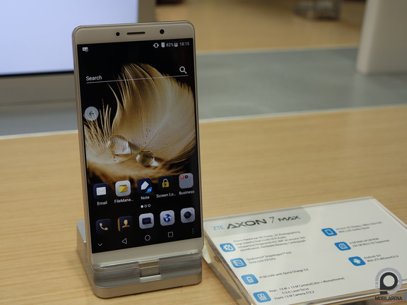 Hatalmas kijelzővel szerelt óriásphabletet próbáltunk ki