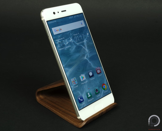 Bal oldalról tehetjük be a kártyákat