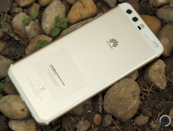 Elsőként a fehér/szürke és fekete változatok jönnek Magyarországra, remélhetőleg a maradék négy variáció is rövidesen követi ezeket