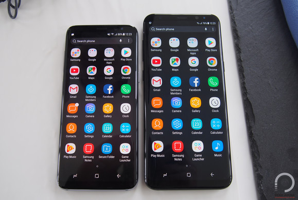 QHD+ Super AMOLED kijelző mindkét verzióban (570 és 529 ppi)