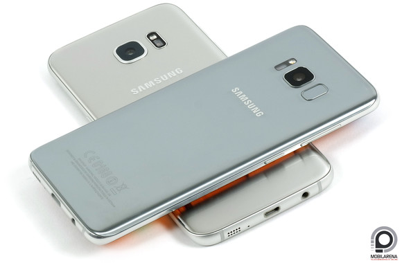 A Galaxy S8 (felül) láthatóan keskenyebb az S7 edge-nél, pedig nagyobb képátlóval rendelkezik