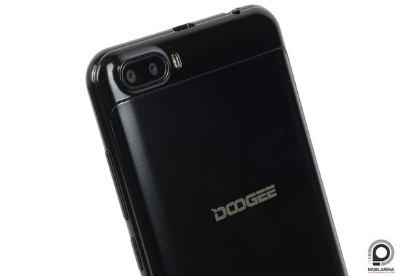 Továbbra se várjunk sokat a dupla kamerarendszertől, ha belépőkategóriás mobilon látjuk