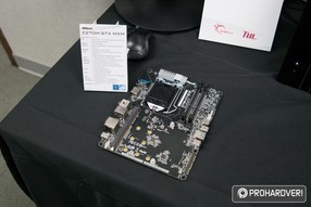 ASRock Z270M-STX MXM