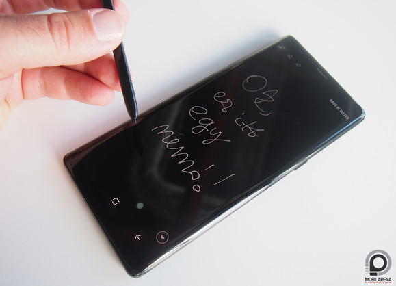 Firkálni a lezárt kijelzőre is lehet