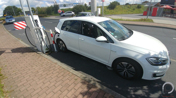 Németország eddig jól vizsgázott gyorstöltőkkel