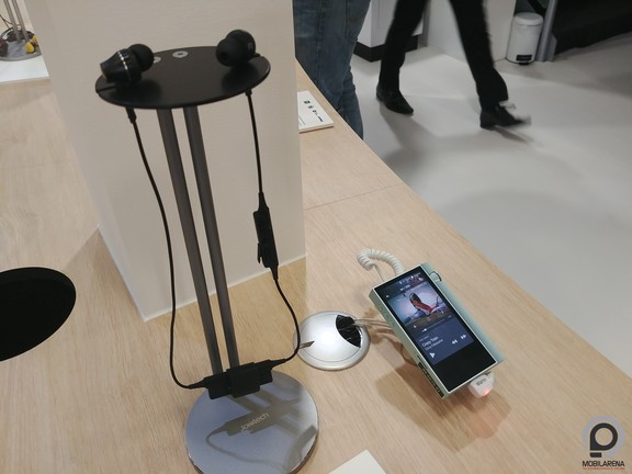 Az in-ear vonalat három újdonság képviseli, de sajnos csak a legdrágábbat (ATH-CKR75BT, 159 eur) tudtuk kipróbálni