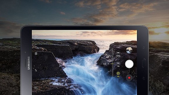 Néhány manuális opciót is várhatunk a kamerához