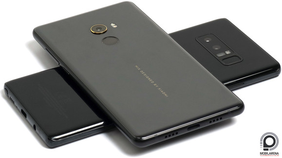 Variáció csúcskészülékre: a Mi Mix 2 a Galaxy Note8 felett