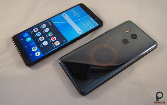 U11+ elölről és hátulról